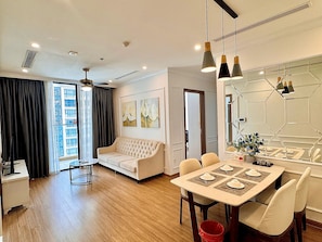 Living area - Mira Housing- Vinhome Skylake Luxury Apartment  (Hanoi)