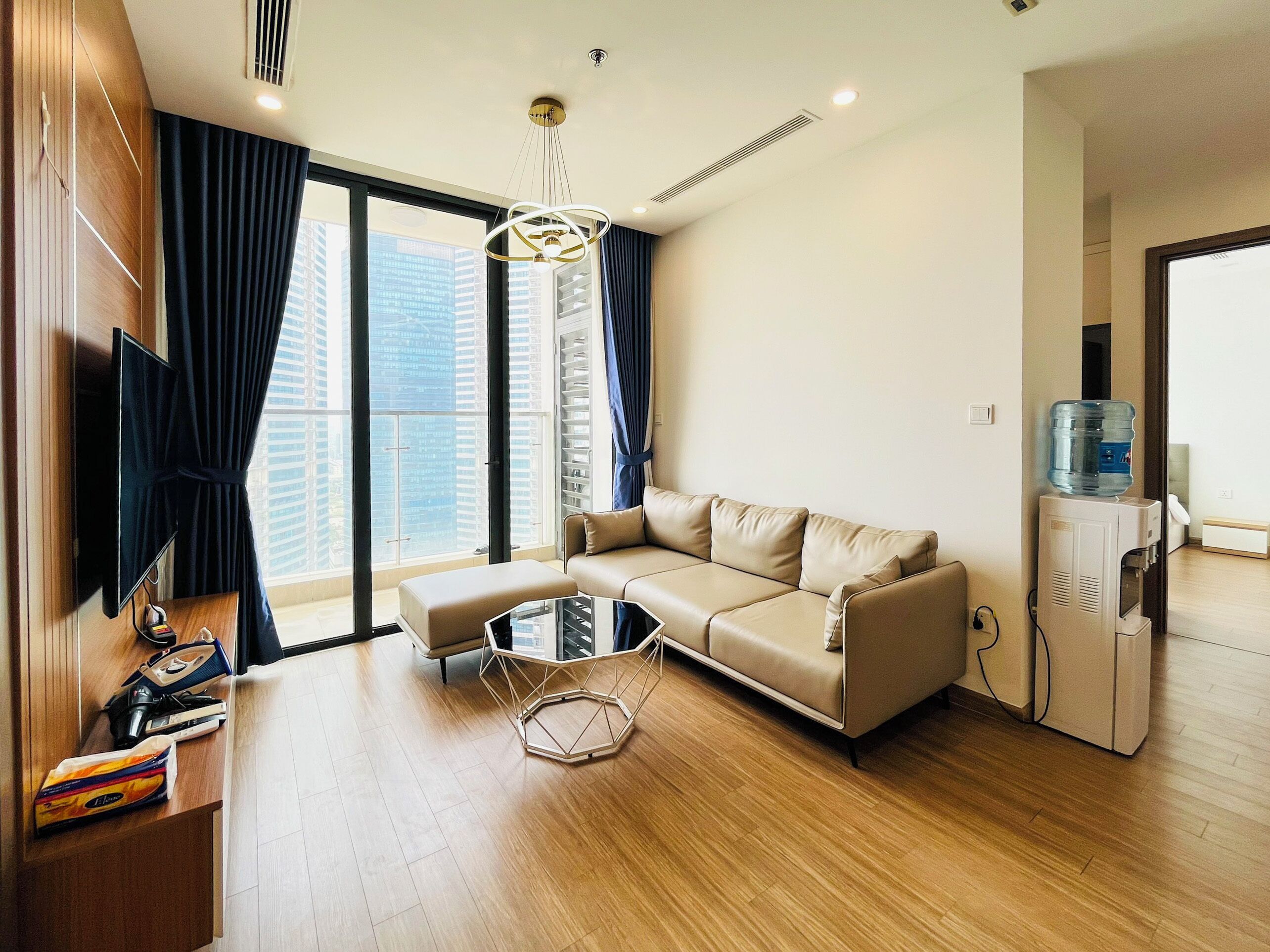 Standard Apartment, 2 Bedrooms, Kitchen, Lake View | Premium bedding, pillowtop beds, in-room safe, individually decorated