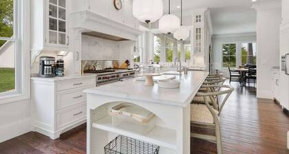 Lost Lane-Secluded Luxury Retreat in Ellison Bay