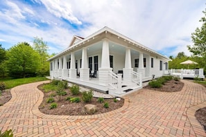 Exterior - Lost Lane | Luxury Retreat w/ Hot Tub & Trails (Ellison Bay)