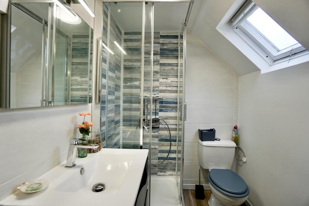 Shower, hair dryer