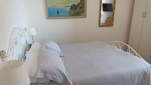 1 bedroom, iron/ironing board, free WiFi, bed sheets - Stunning Sea View Apartment in the Heart of Riomaggiore (Riomaggiore)