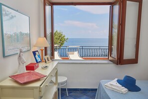 5 soveværelser, pengeskab på værelset, strygejern/strygebræt