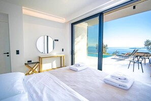 3 chambres, fer et planche à repasser, Wi-Fi gratuit, draps fournis