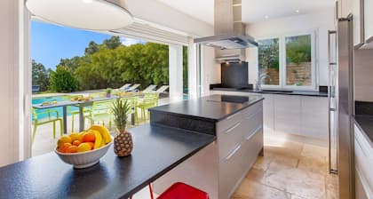 Villa Les Lavandieres by Villa Plus