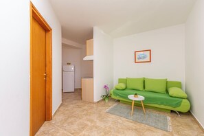 Apartment (A3) | Living room