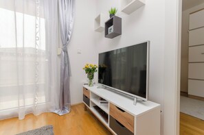 Apartment (A1) | Television - Apartment L&I (Sibenik)