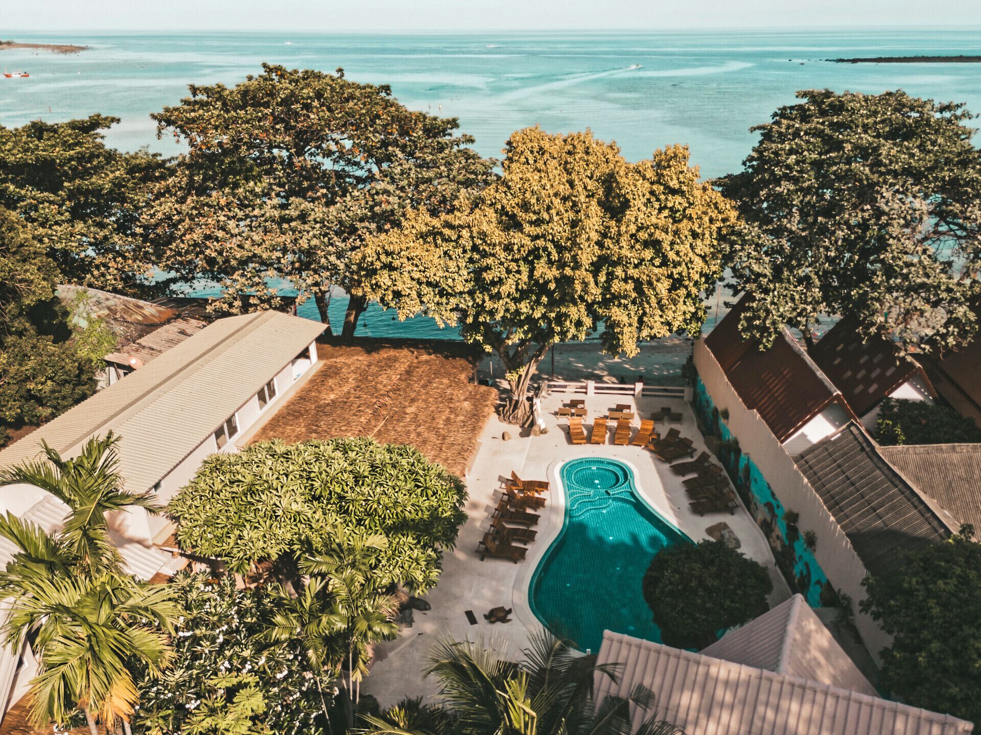 المنشأة من الخارج