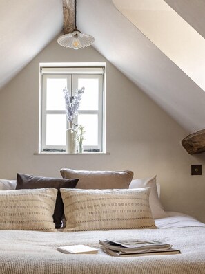 1 dormitorio, tabla de planchar con plancha, cuna de viaje y Internet