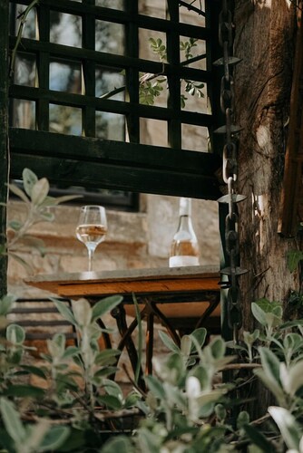 Cosy Cowshed Retreat, Snug Hideaway Nestled in the Heart of Campden