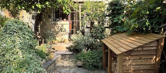 The Cowshed - Chipping Campden, Snug Hideaway Nestled in the Heart of Campden
