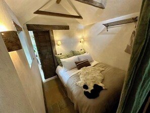 1 bedroom, internet, bed sheets - Cosy Cowshed Retreat, Snug Hideaway Nestled in the Heart of Campden (Chipping Campden)