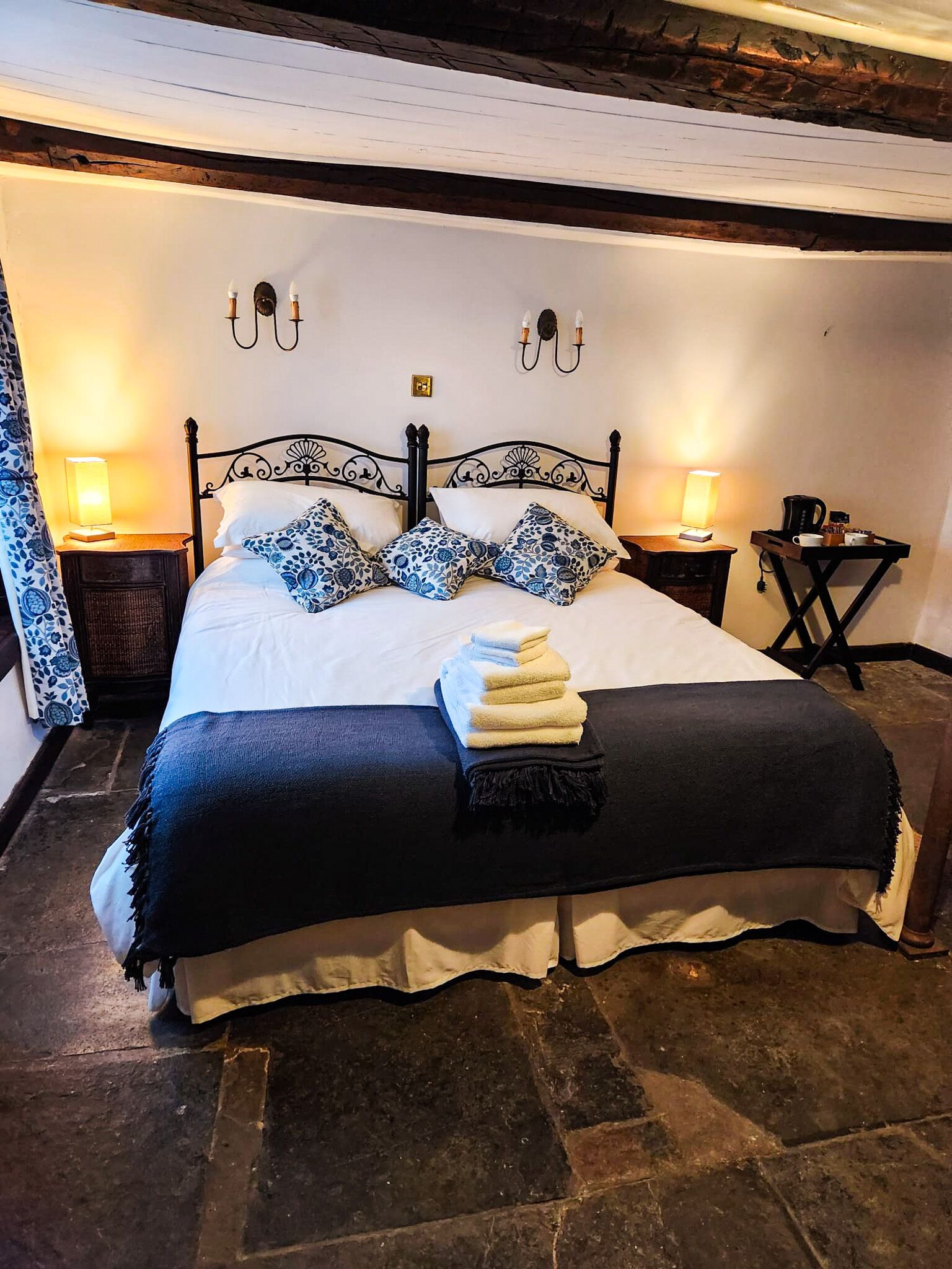 Comfort Twin Room, Private Bathroom | Free WiFi