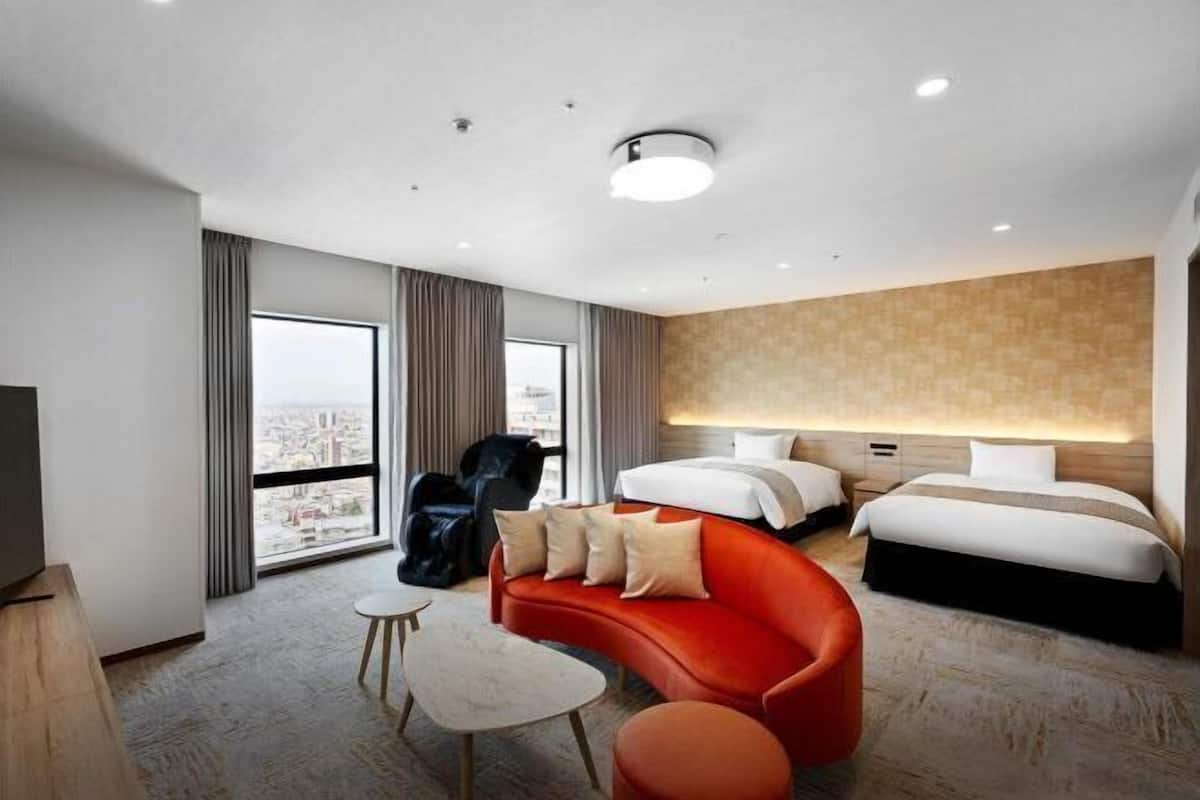 In-room safe, iron/ironing board, free WiFi