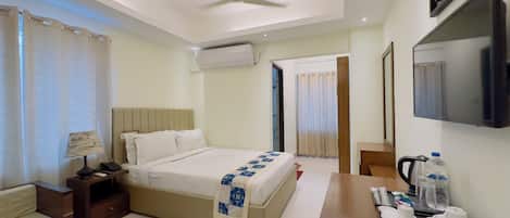 Suíte luxo, vista para a cidade | 1 quarto, roupas de cama de algodão egípcio, roupas de cama premium