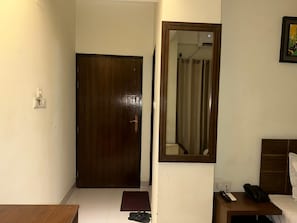 Habitació individual Deluxe | 1 dormitori, llençols de cotó egipci i roba de llit d'alta qualitat