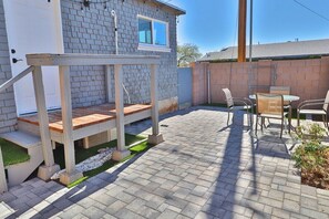Outdoor dining - Campus Casita close to U of A and shopping (Tucson)