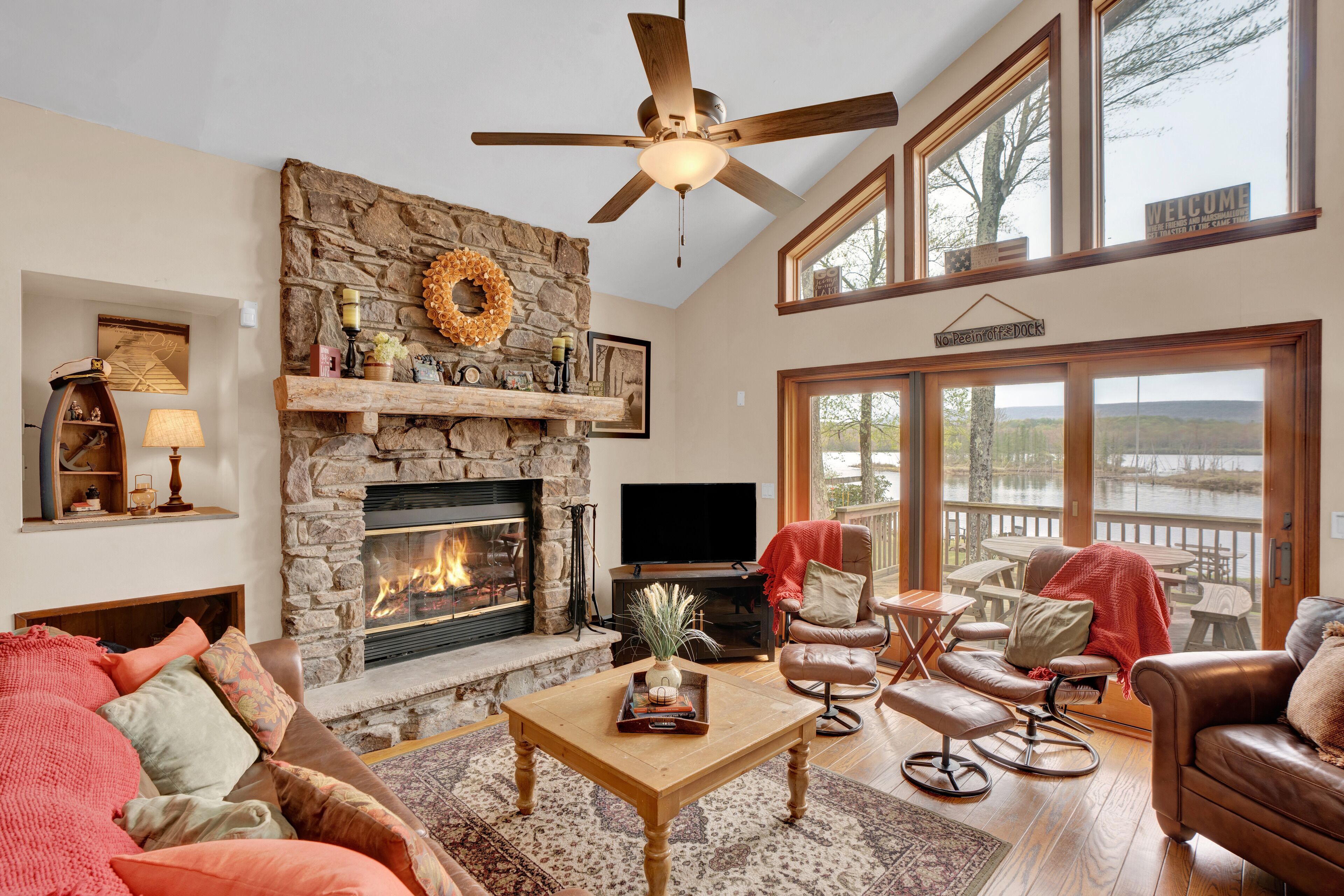 TV connectée, cheminée