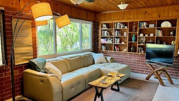 Smart TV, books