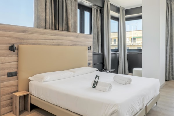 Caixa forta a l'habitació, wifi gratuïta i roba de llit