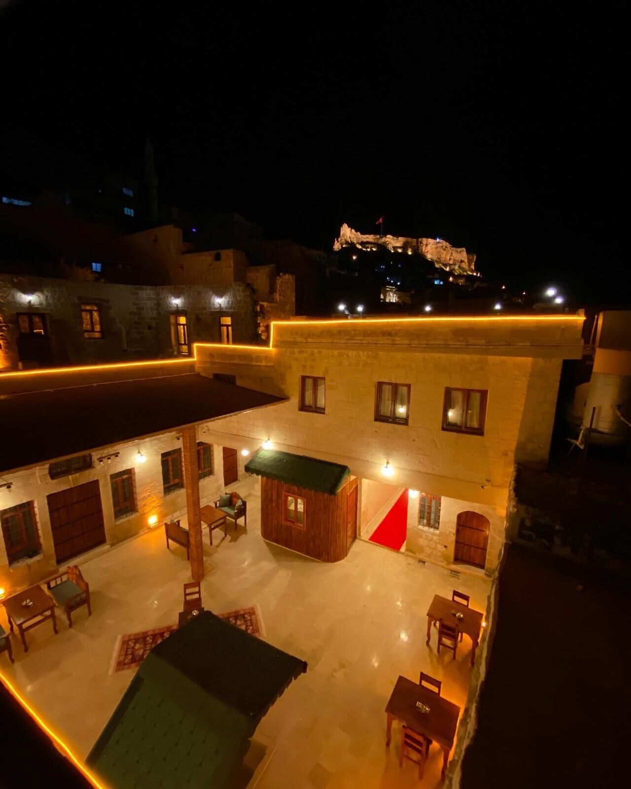 Deluxe Suite, Courtyard View | Terrace/patio