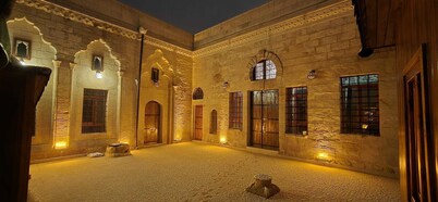 ARYAN OTEL
