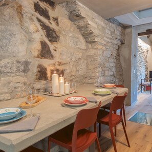 1 bedroom - Rebecca Suite Nearby Urio s Castle (Carate Urio)