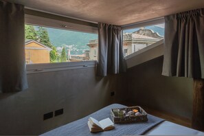 Apartment | 1 bedroom - Rebecca Suite Nearby Urio s Castle (Carate Urio)