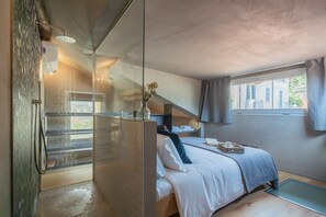 1 bedroom - Rebecca Suite Nearby Urio s Castle (Carate Urio)