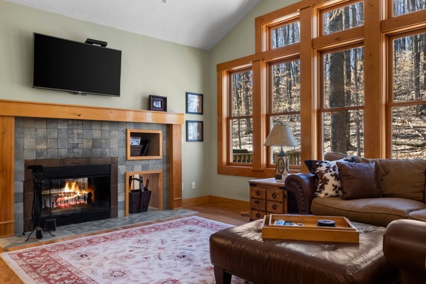 Smart TV, chimenea, videojuegos y tenis de mesa