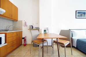 Dining - Cozy Studio Chania (Chania)