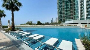 Unclassified image, 5 of 25, button - Luxury Living w Superb Sea Views in Address JBR (Dubai)