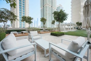 Garden - Stayis-Emaar Beach front View 1 BR suite (Dubai)