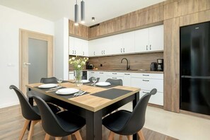 Dining - Spacious Apartment on Salt Island | Parking and Balcony (Kolobrzeg)