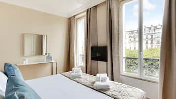 3 bedrooms, iron/ironing board, travel crib, WiFi