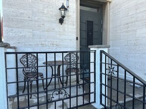 Exterior detail - Villa with central location close to beach in Fridhem Malmö. Perfect for groups (Malmö)