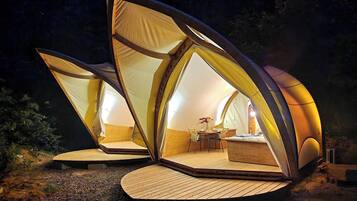 1 bedroom, cots/infant beds, rollaway beds, free WiFi