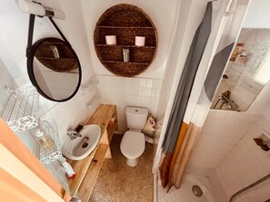 シャワー、タオル