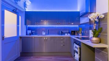 Superior Apartment, Ensuite (Superior One Bed ) | 2 bedrooms, free WiFi