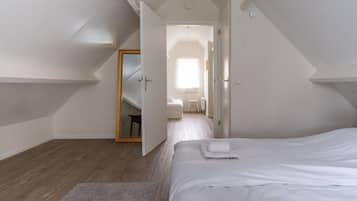 2 chambres, fer et planche Ă repasser, Wi-Fi, draps fournis