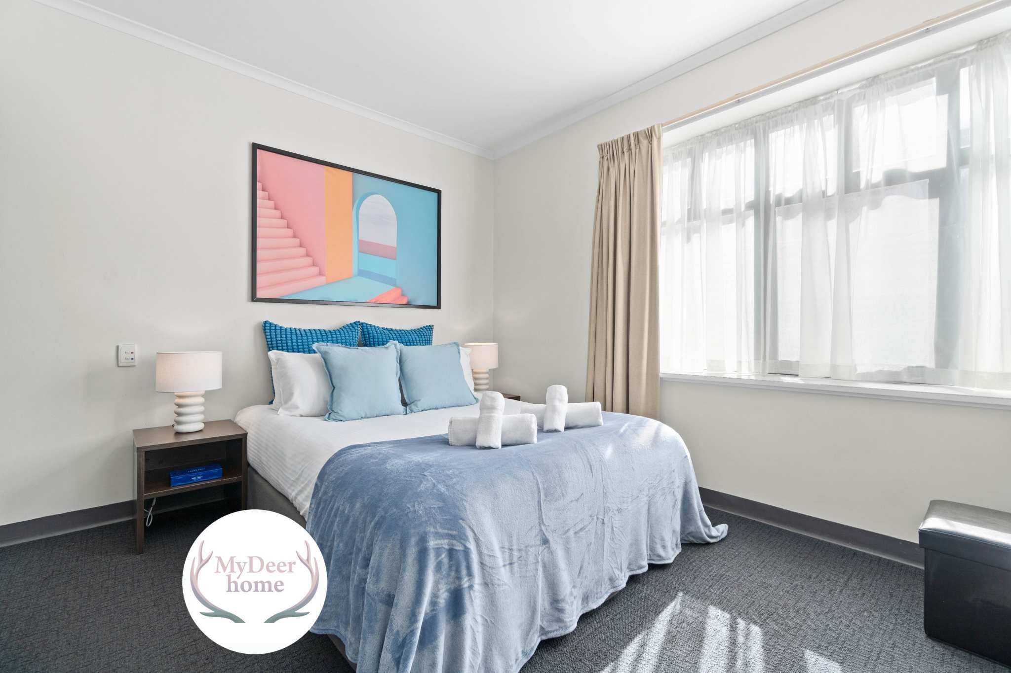 1 slaapkamer, een strijkplank/strijkijzer, wifi, beddengoed