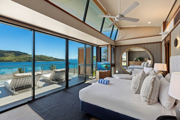 4 bedrooms, iron/ironing board, WiFi, bed sheets - Yacht Club Villa 31, Yacht Club Villa 31 on Hamilton Island (Hamilton Island)