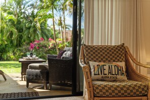 Interior - Garden oasis, spacious lanai & open concept living (Kihei)