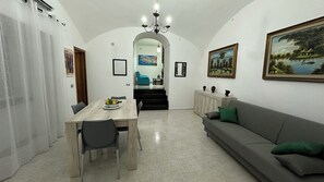 Smart-tv och eldstad