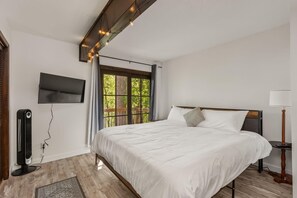 3 chambres, fer et planche à repasser, Wi-Fi, literie fournie