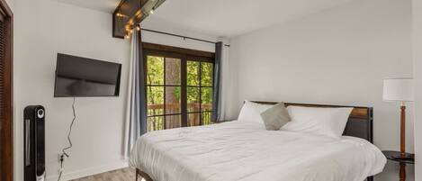 3 soverom, strykejern/-brett, wi-fi og sengetøy