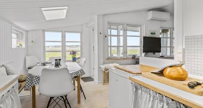 Nice home in Hejls with WiFi