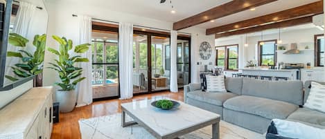 Smart-TV, kontorer og PC-skjermer