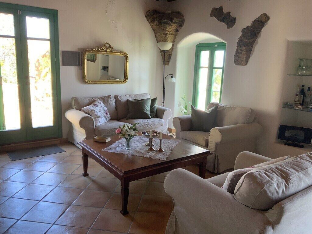 Televisión, libros y estéreo 