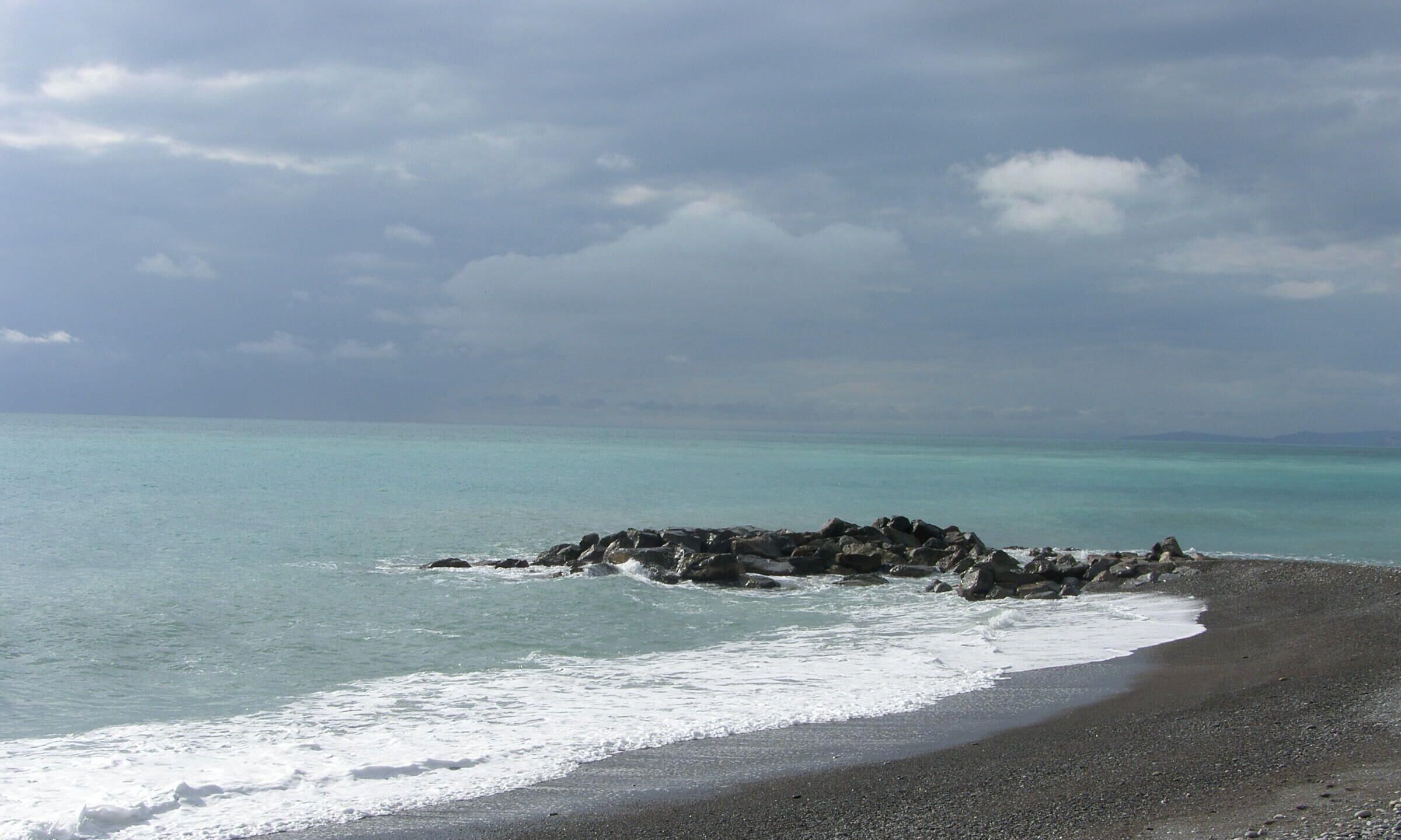 Sun loungers, beach towels